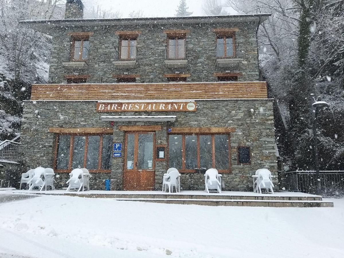 Hostal Les Roquetes Queralbs Exteriör bild